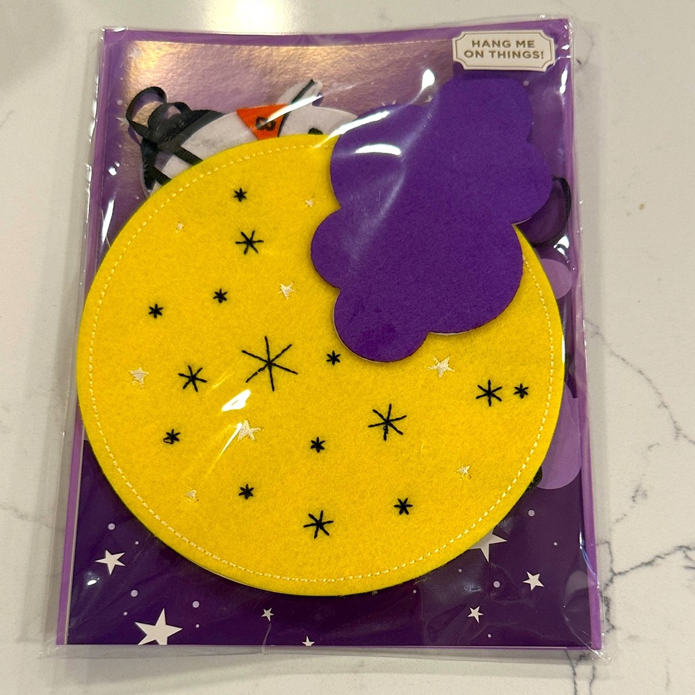 NWT Papyrus Purple and Yellow Hanging Mobile Halloween 🎃 Card